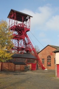Chevalement du Musée de l'Ardoise et de la Géologie à Renazé en sud Mayenne