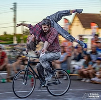 Festival Quel Cirque ! « FAUDRAIT PAS RESTER PLANTÉS LÀ » Cie La Folle Allure