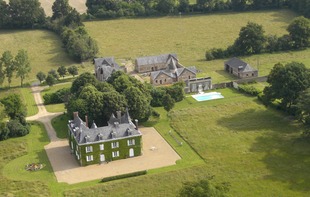 CHAMBRES D'HOTES DU CHATEAU DES LUTZ - Daon
