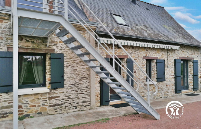 LA ROUAUDIÈRE, 14 PERSONNES 38 - Congrier