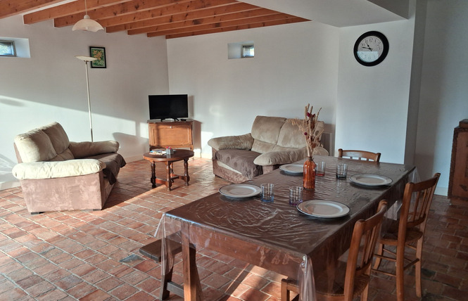 LA ROCHE, JUSQU'À 4 PERSONNES 4 - La Roche-Neuville