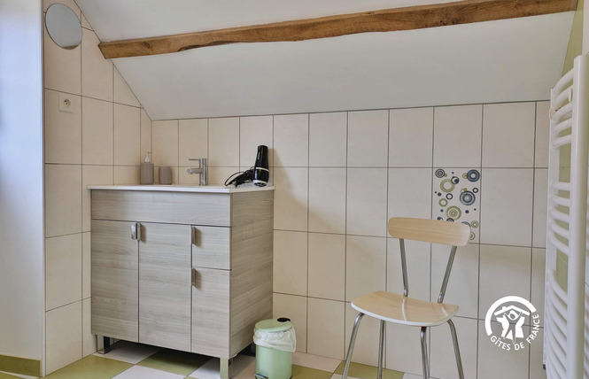 LA ROCHE, JUSQU'À 4 PERSONNES 26 - La Roche-Neuville