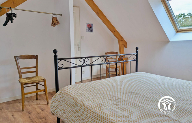 LA ROCHE, JUSQU'À 4 PERSONNES 22 - La Roche-Neuville