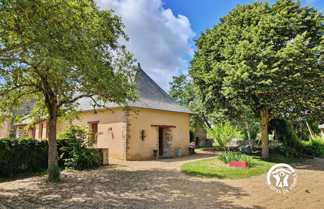 GITE DES MAZURES, 7 PERSONNES 39 - Niafles