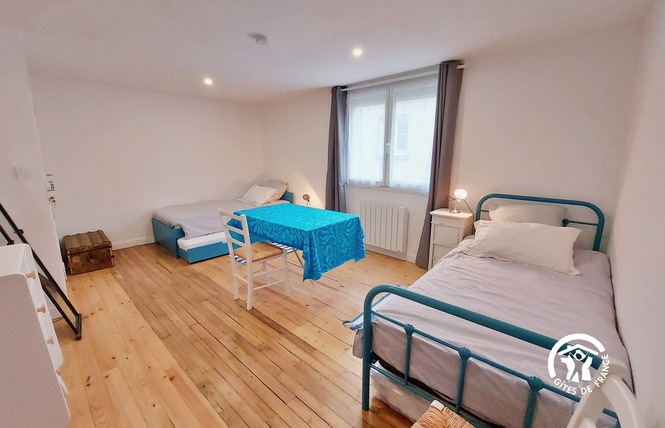 LES DEUX PUITS, JUSQU'À 11 PERSONNES 35 - Saint-Poix