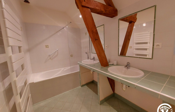 GRAND GÎTE DE LA PRÉE DU ROC, 15 PERS 50 - La Roche-Neuville