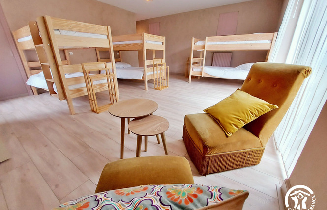 GRAND GÎTE DE LA PRÉE DU ROC, 15 PERS 22 - La Roche-Neuville