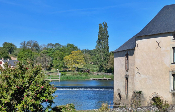 LA ROCHE DES EAUX VIVES, 2 PERSONNES 27 - Fromentières