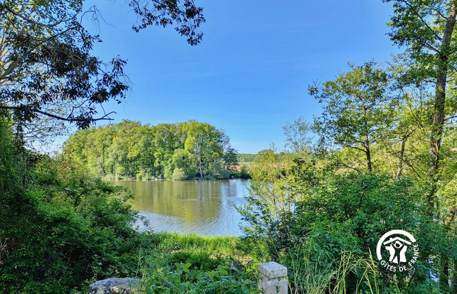 LA ROCHE DES EAUX VIVES, 2 PERSONNES 10 - Fromentières