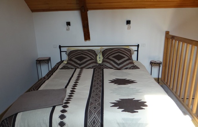 CHAMBRES D'HOTES LE ROCHER 14 - La Bazouge-de-Chemeré