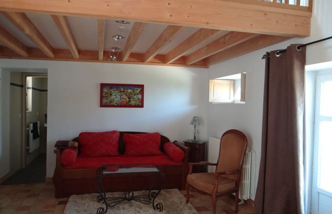 CHAMBRES D'HOTES LE ROCHER 17 - La Bazouge-de-Chemeré