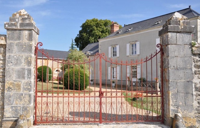 CHAMBRES D'HOTES LE ROCHER 3 - La Bazouge-de-Chemeré
