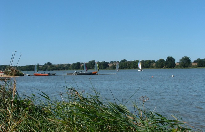 CAMPING*** DE LA RINCERIE 3 - La Selle-Craonnaise