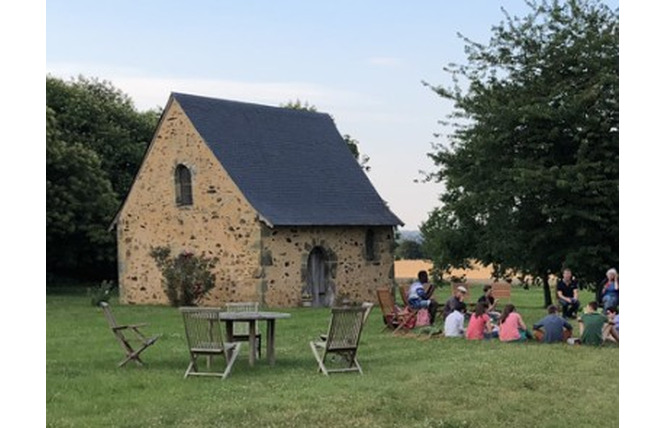 Chapelle du Viaulnay Notre Dame- de Pitié 3 - La Roche-Neuville