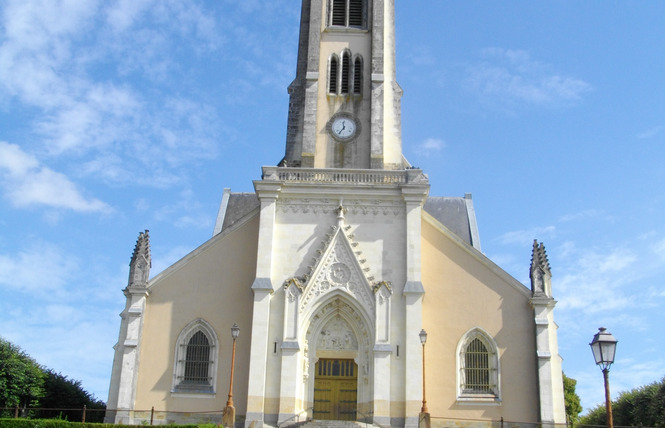 Eglise Saint-Nicolas à Craon 1 - Craon
