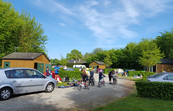 Camping du Village Vacances et Pêche 1 - Villiers-Charlemagne